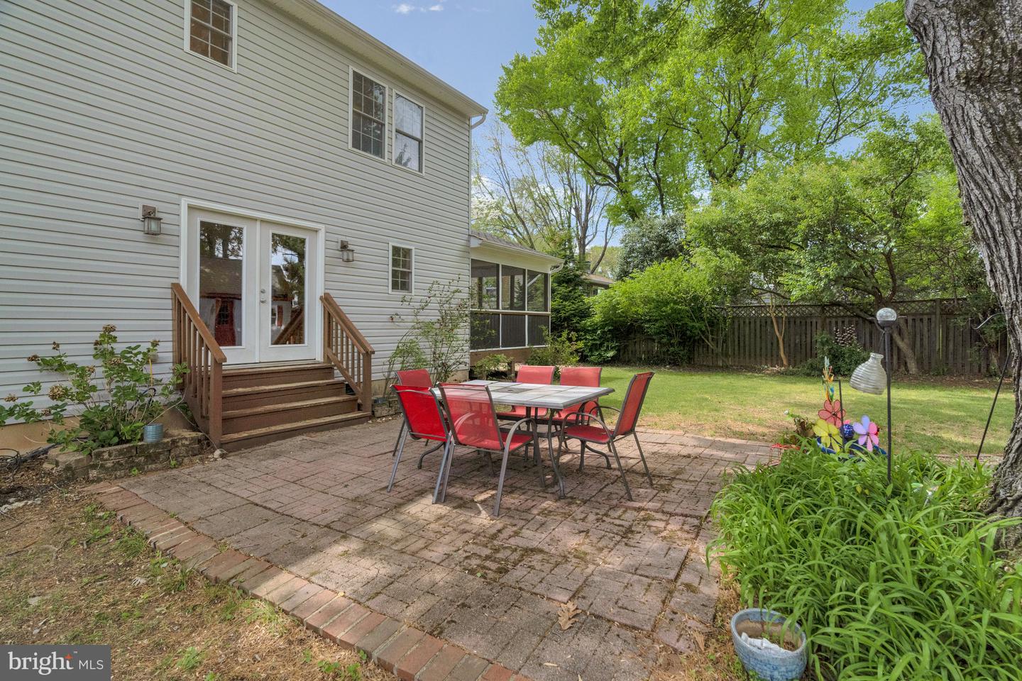 314 CHARLES ST SE, VIENNA, Virginia 22180, 5 Bedrooms Bedrooms, ,5 BathroomsBathrooms,Residential,For sale,314 CHARLES ST SE,VAFX2237866 MLS # VAFX2237866