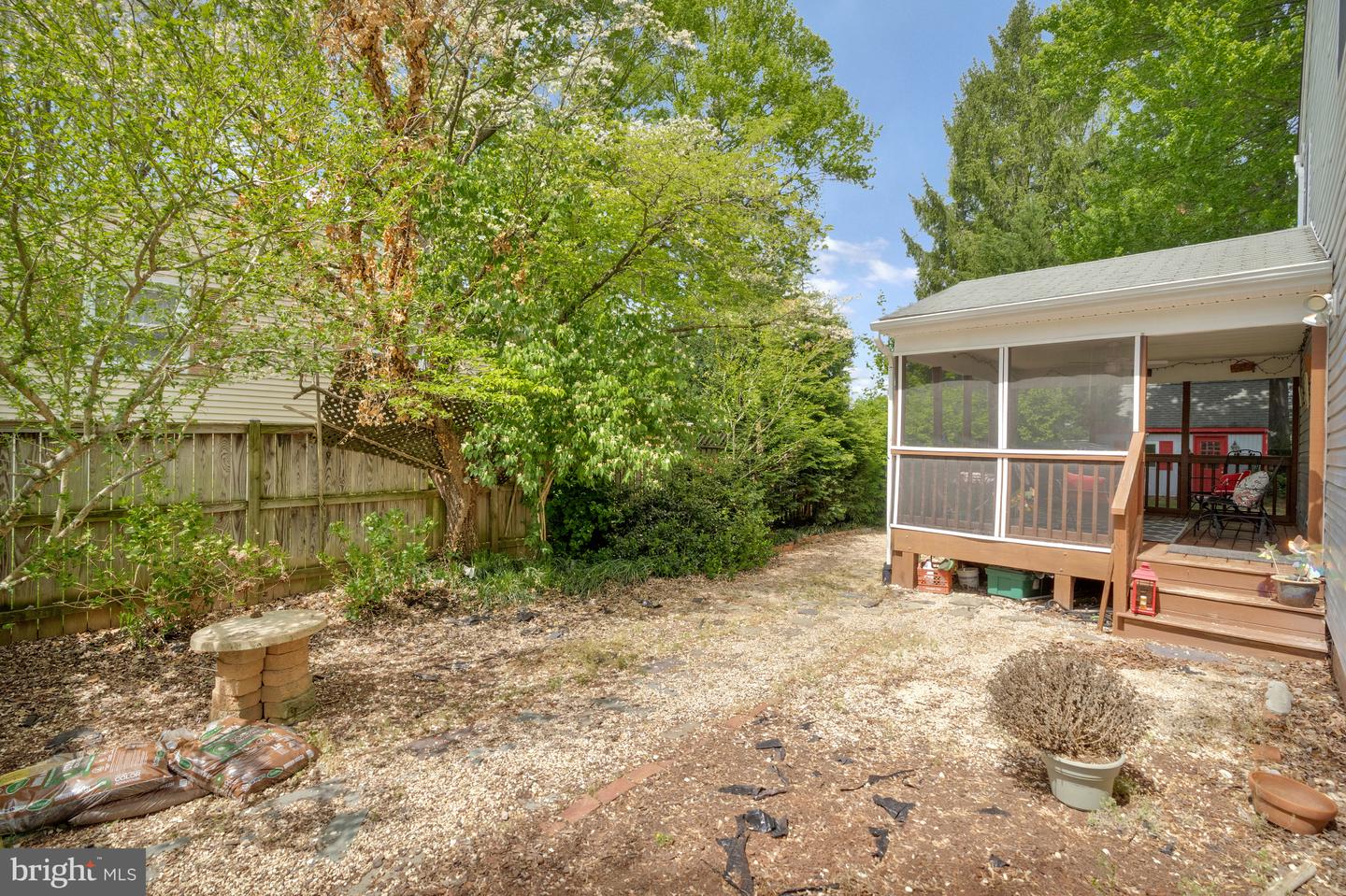 314 CHARLES ST SE, VIENNA, Virginia 22180, 5 Bedrooms Bedrooms, ,5 BathroomsBathrooms,Residential,For sale,314 CHARLES ST SE,VAFX2237866 MLS # VAFX2237866