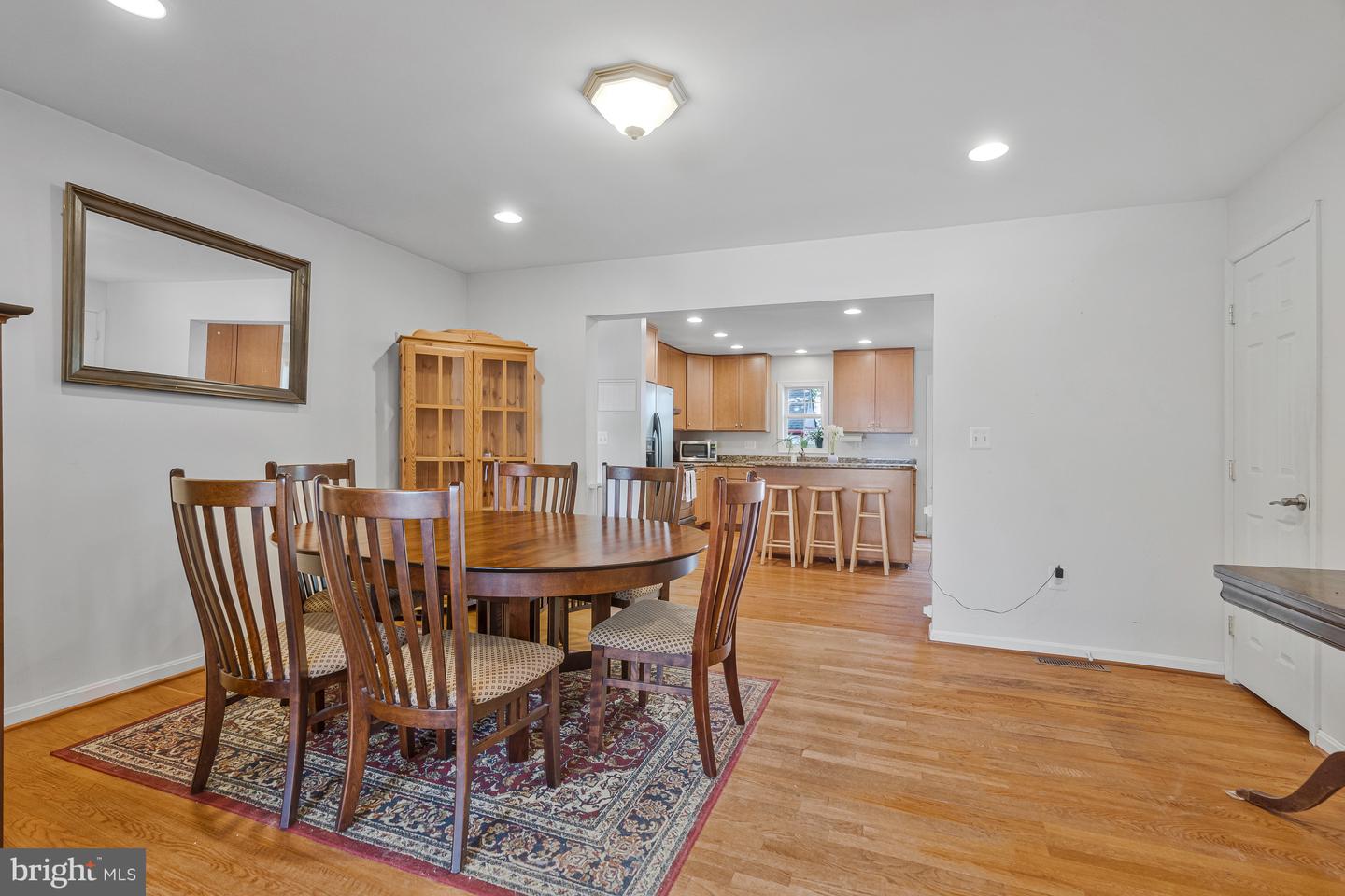 314 CHARLES ST SE, VIENNA, Virginia 22180, 5 Bedrooms Bedrooms, ,5 BathroomsBathrooms,Residential,For sale,314 CHARLES ST SE,VAFX2237866 MLS # VAFX2237866