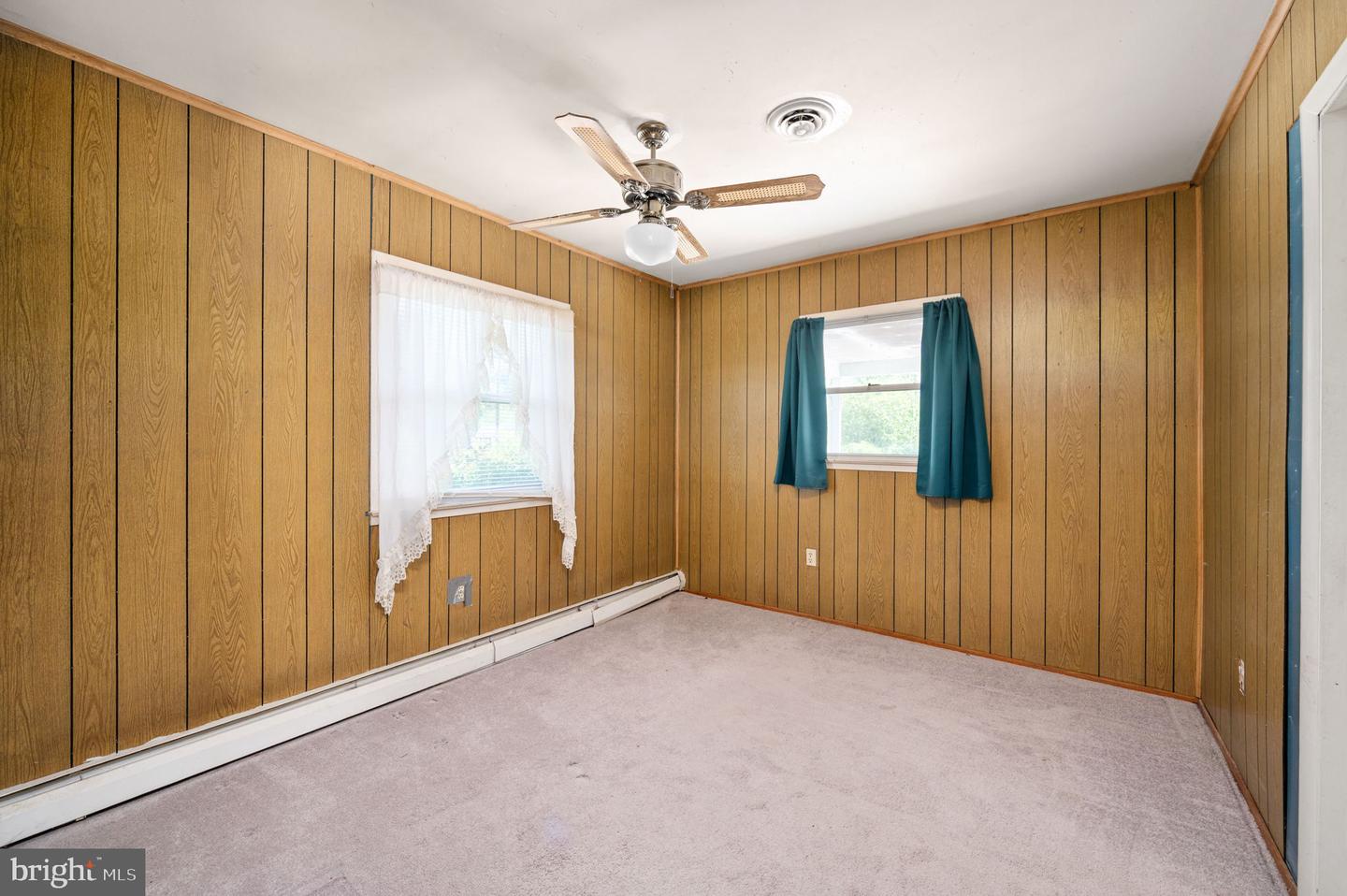 14458 MERIDIAN DR, WOODBRIDGE, Virginia 22191, 3 Bedrooms Bedrooms, ,2 BathroomsBathrooms,Residential,For sale,14458 MERIDIAN DR,VAPW2093782 MLS # VAPW2093782