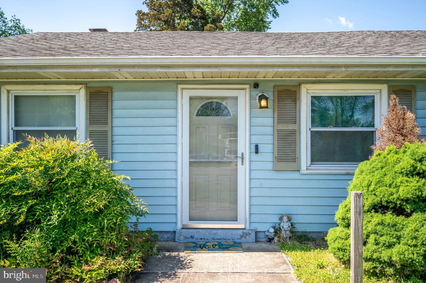 14458 MERIDIAN DR, WOODBRIDGE, Virginia 22191, 3 Bedrooms Bedrooms, ,2 BathroomsBathrooms,Residential,For sale,14458 MERIDIAN DR,VAPW2093782 MLS # VAPW2093782