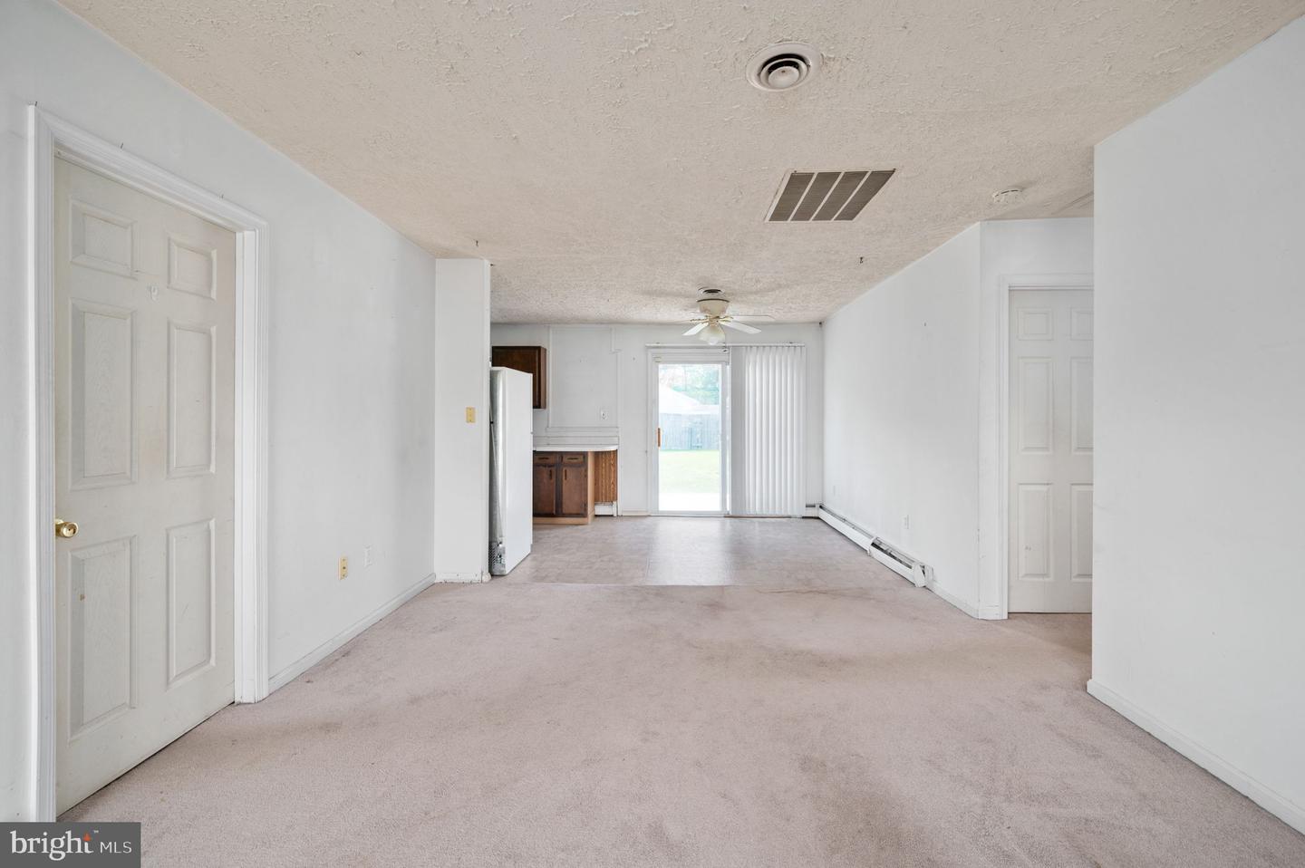 14458 MERIDIAN DR, WOODBRIDGE, Virginia 22191, 3 Bedrooms Bedrooms, ,2 BathroomsBathrooms,Residential,For sale,14458 MERIDIAN DR,VAPW2093782 MLS # VAPW2093782
