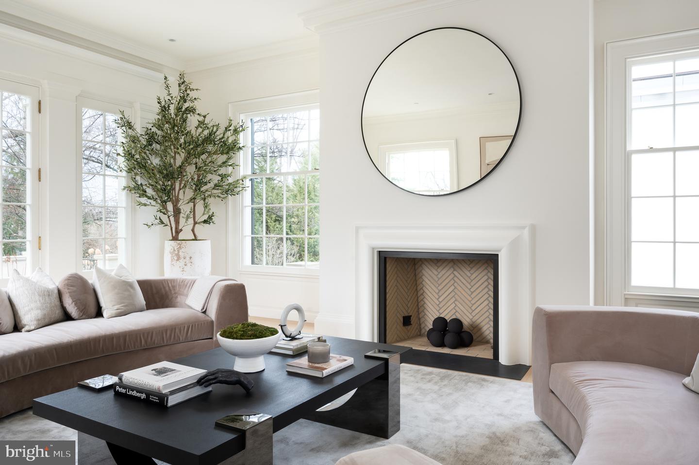 3030 CHAIN BRIDGE RD NW, WASHINGTON, District Of Columbia 20016, 8 Bedrooms Bedrooms, ,10 BathroomsBathrooms,Residential,For sale,3030 CHAIN BRIDGE RD NW,DCDC2198826 MLS # DCDC2198826