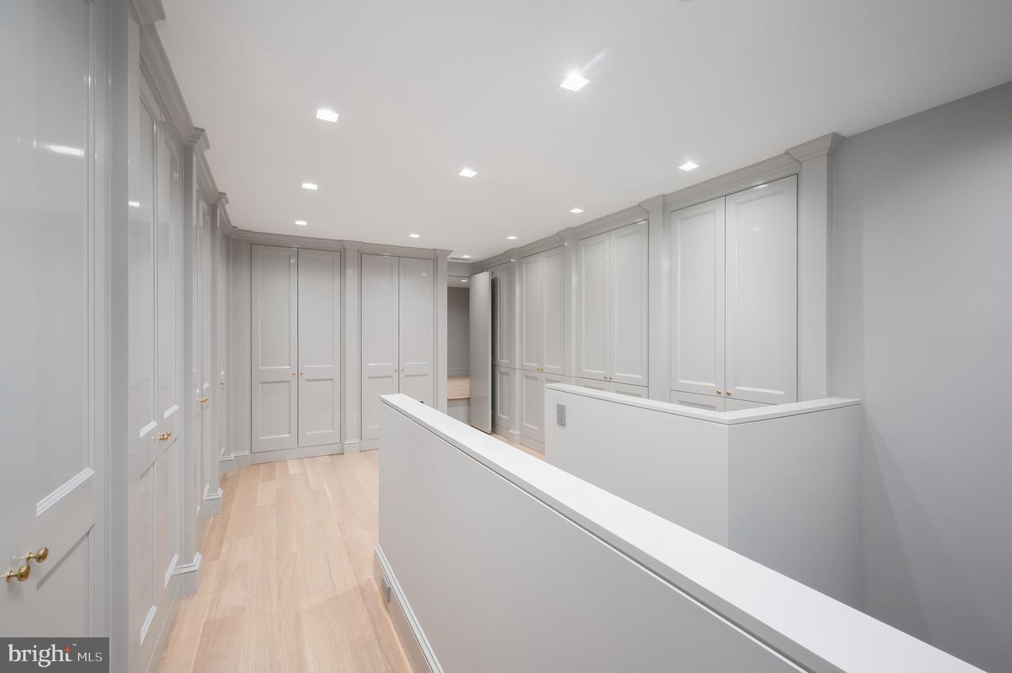 3030 CHAIN BRIDGE RD NW, WASHINGTON, District Of Columbia 20016, 8 Bedrooms Bedrooms, ,10 BathroomsBathrooms,Residential,For sale,3030 CHAIN BRIDGE RD NW,DCDC2198826 MLS # DCDC2198826