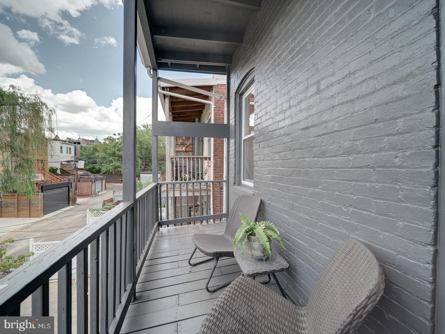 27 SEATON PL NW, WASHINGTON, District Of Columbia 20001, 4 Bedrooms Bedrooms, ,3 BathroomsBathrooms,Residential,For sale,27 SEATON PL NW,DCDC2198702 MLS # DCDC2198702