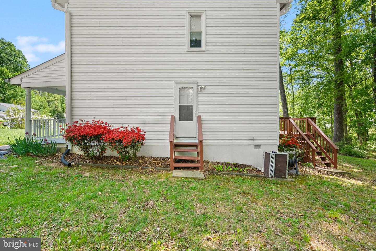 11104 SURRY WOODS CT, FREDERICKSBURG, Virginia 22407, 3 Bedrooms Bedrooms, ,2 BathroomsBathrooms,Residential,For sale,11104 SURRY WOODS CT,VASP2032756 MLS # VASP2032756