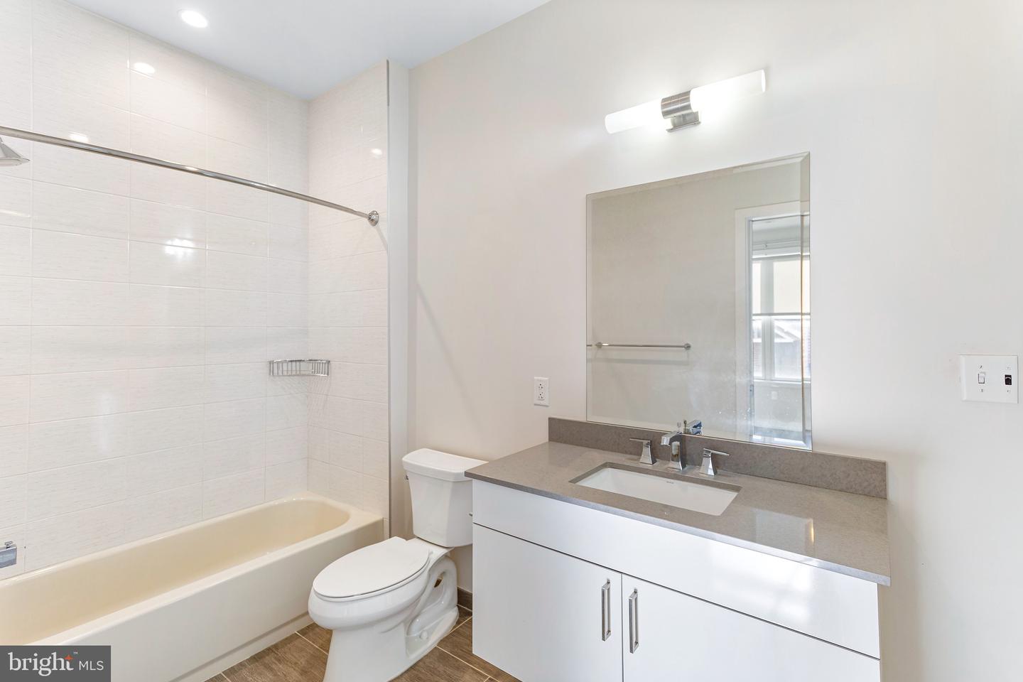 1350 MARYLAND AVE NE #116, WASHINGTON, District Of Columbia 20002, 2 Bedrooms Bedrooms, ,1 BathroomBathrooms,Residential,For sale,1350 MARYLAND AVE NE #116,DCDC2198386 MLS # DCDC2198386
