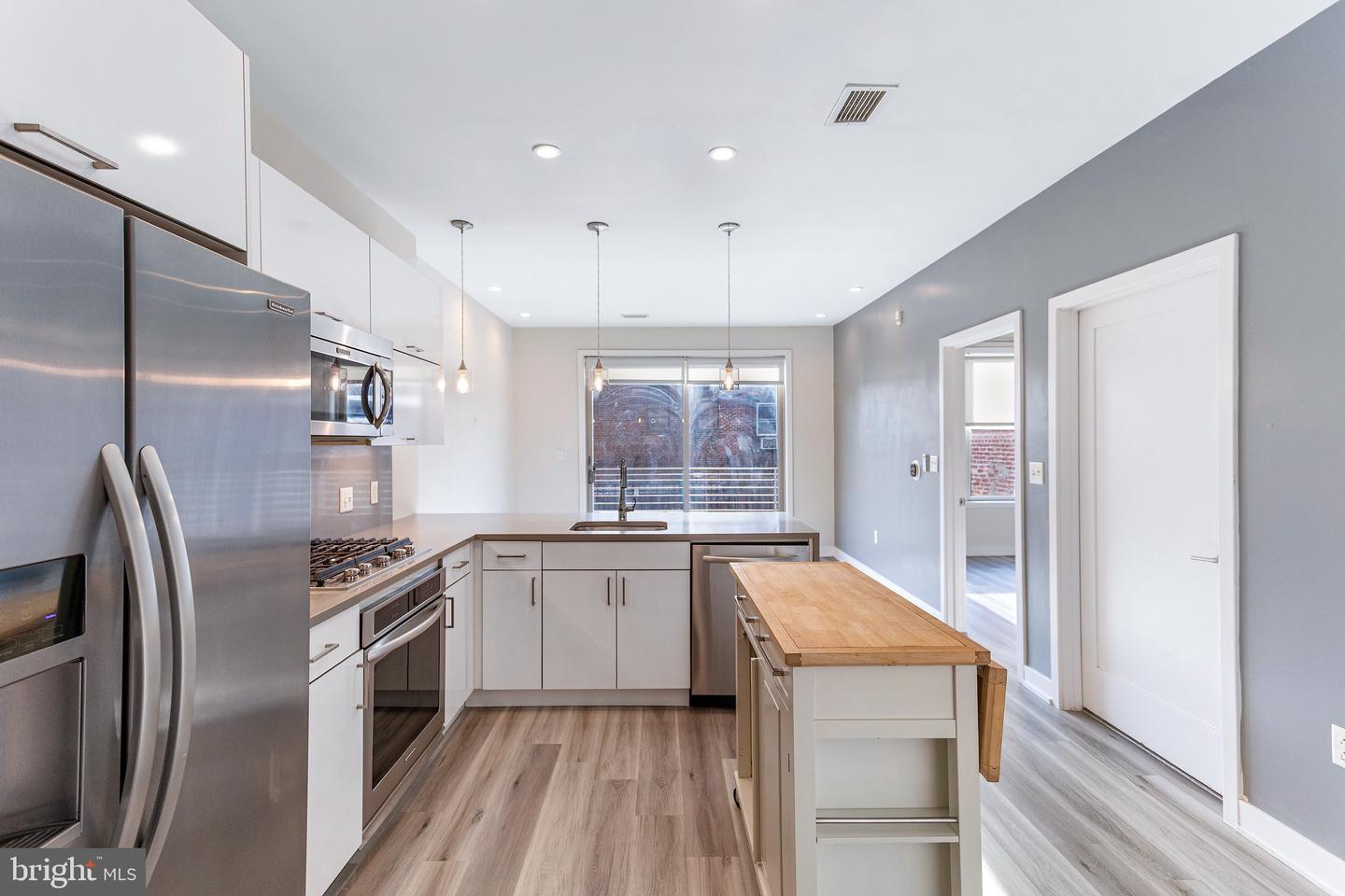 1350 MARYLAND AVE NE #116, WASHINGTON, District Of Columbia 20002, 2 Bedrooms Bedrooms, ,1 BathroomBathrooms,Residential,For sale,1350 MARYLAND AVE NE #116,DCDC2198386 MLS # DCDC2198386