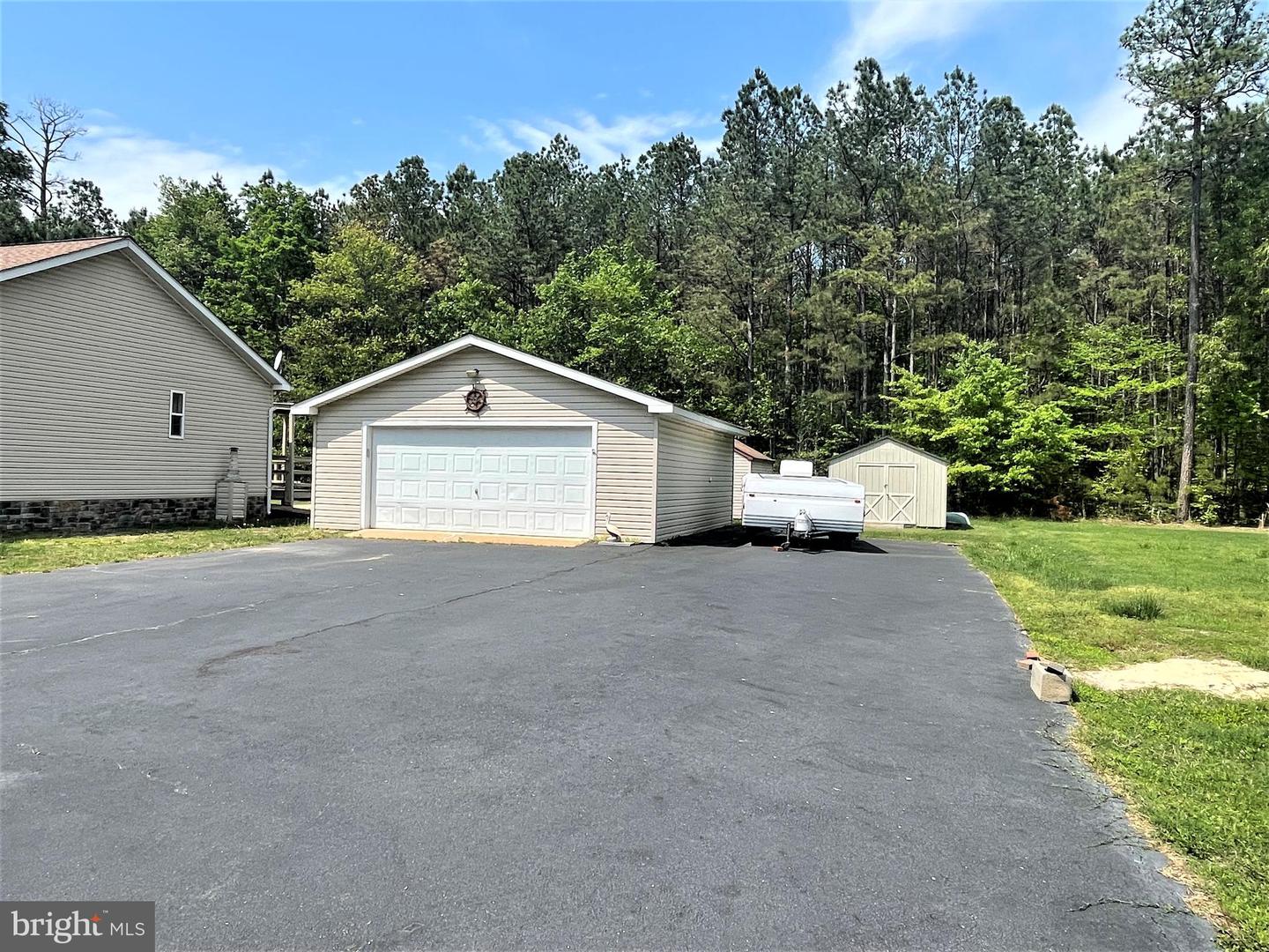 416 MONTICELLO DR, COLONIAL BEACH, Virginia 22443, 3 Bedrooms Bedrooms, ,2 BathroomsBathrooms,Residential,For sale,416 MONTICELLO DR,VAWE2008800 MLS # VAWE2008800