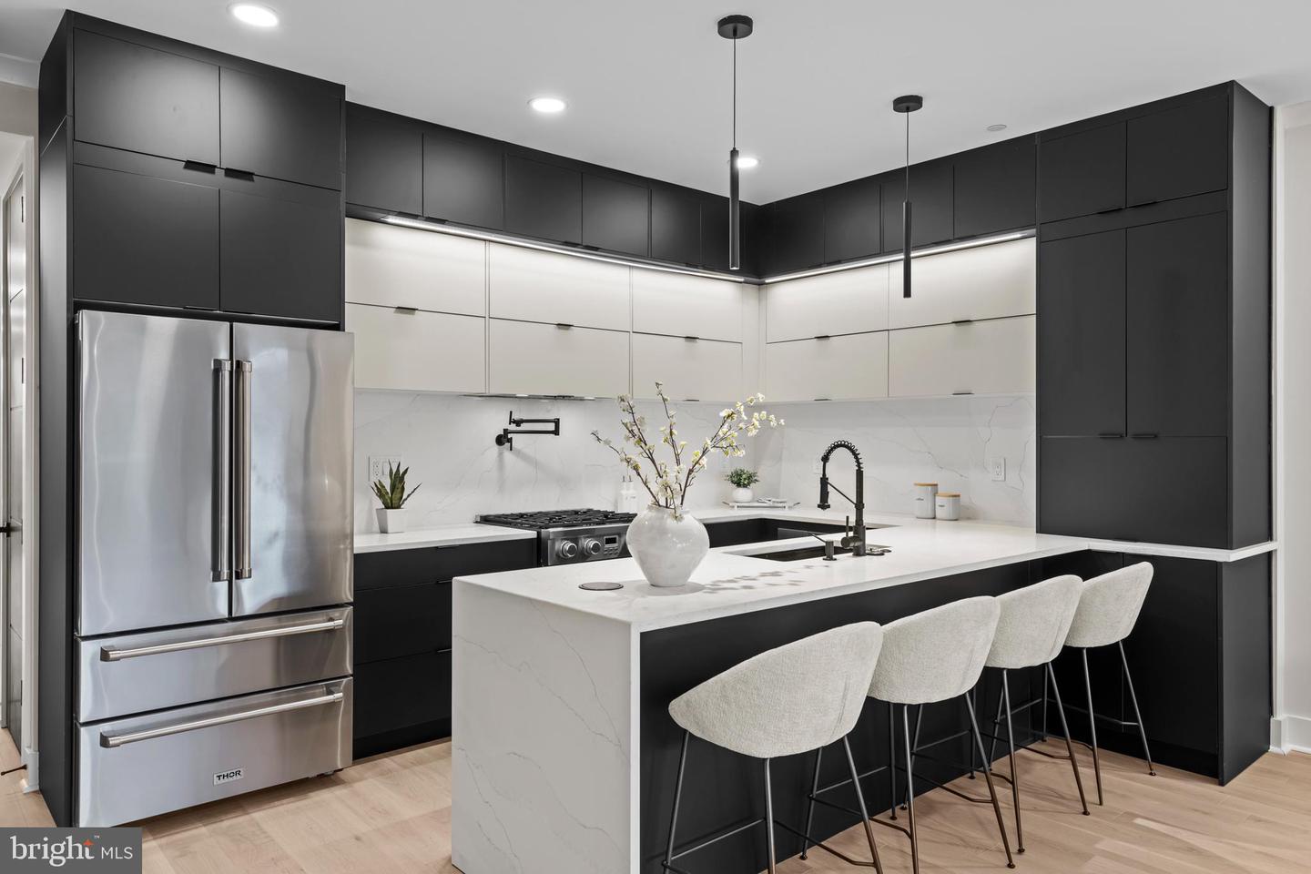 512 TAYLOR ST NW #1, WASHINGTON, District Of Columbia 20011, 2 Bedrooms Bedrooms, ,2 BathroomsBathrooms,Residential,For sale,512 TAYLOR ST NW #1,DCDC2198456 MLS # DCDC2198456