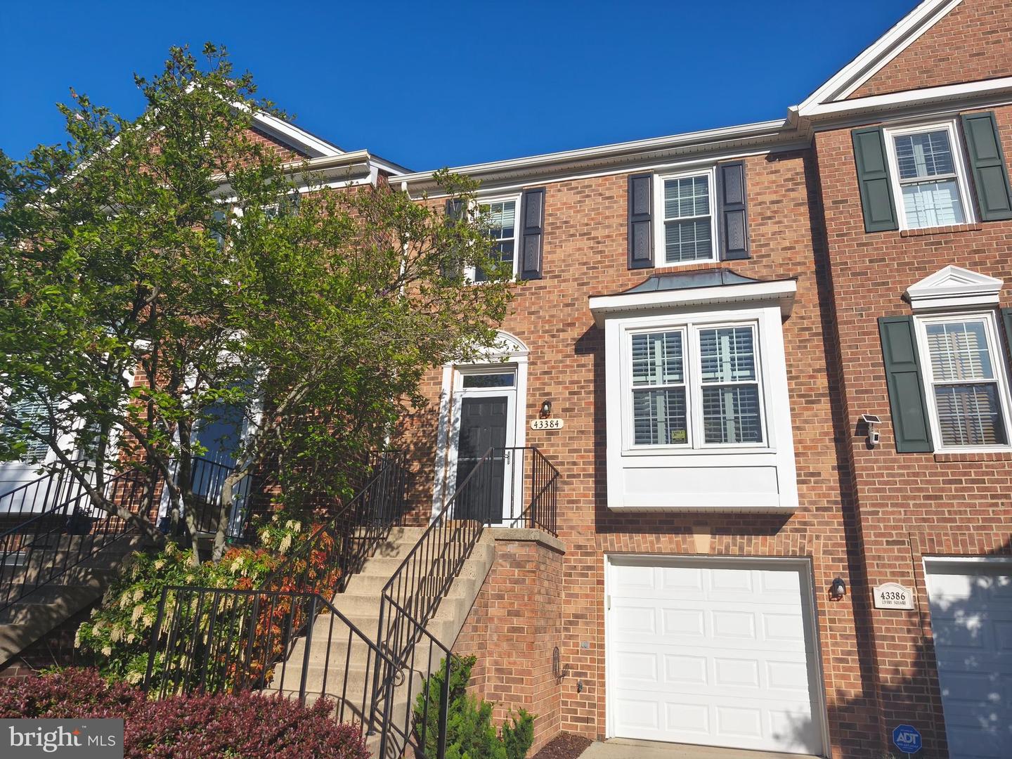 43384 LIVERY SQ, ASHBURN, Virginia 20147, 3 Bedrooms Bedrooms, ,2 BathroomsBathrooms,Residential,For sale,43384 LIVERY SQ,VALO2095370 MLS # VALO2095370