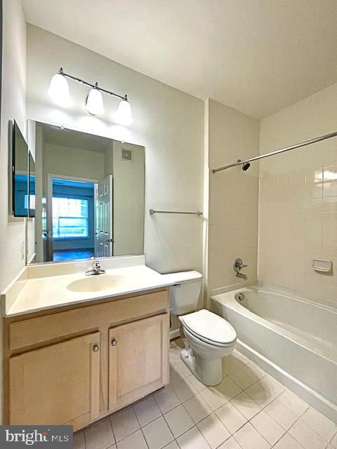 3840 LIGHTFOOT ST #344, CHANTILLY, Virginia 20151, 1 Bedroom Bedrooms, ,1 BathroomBathrooms,Residential,For sale,3840 LIGHTFOOT ST #344,VAFX2238168 MLS # VAFX2238168