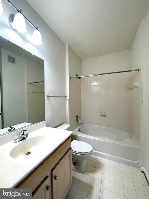 3840 LIGHTFOOT ST #344, CHANTILLY, Virginia 20151, 1 Bedroom Bedrooms, ,1 BathroomBathrooms,Residential,For sale,3840 LIGHTFOOT ST #344,VAFX2238168 MLS # VAFX2238168