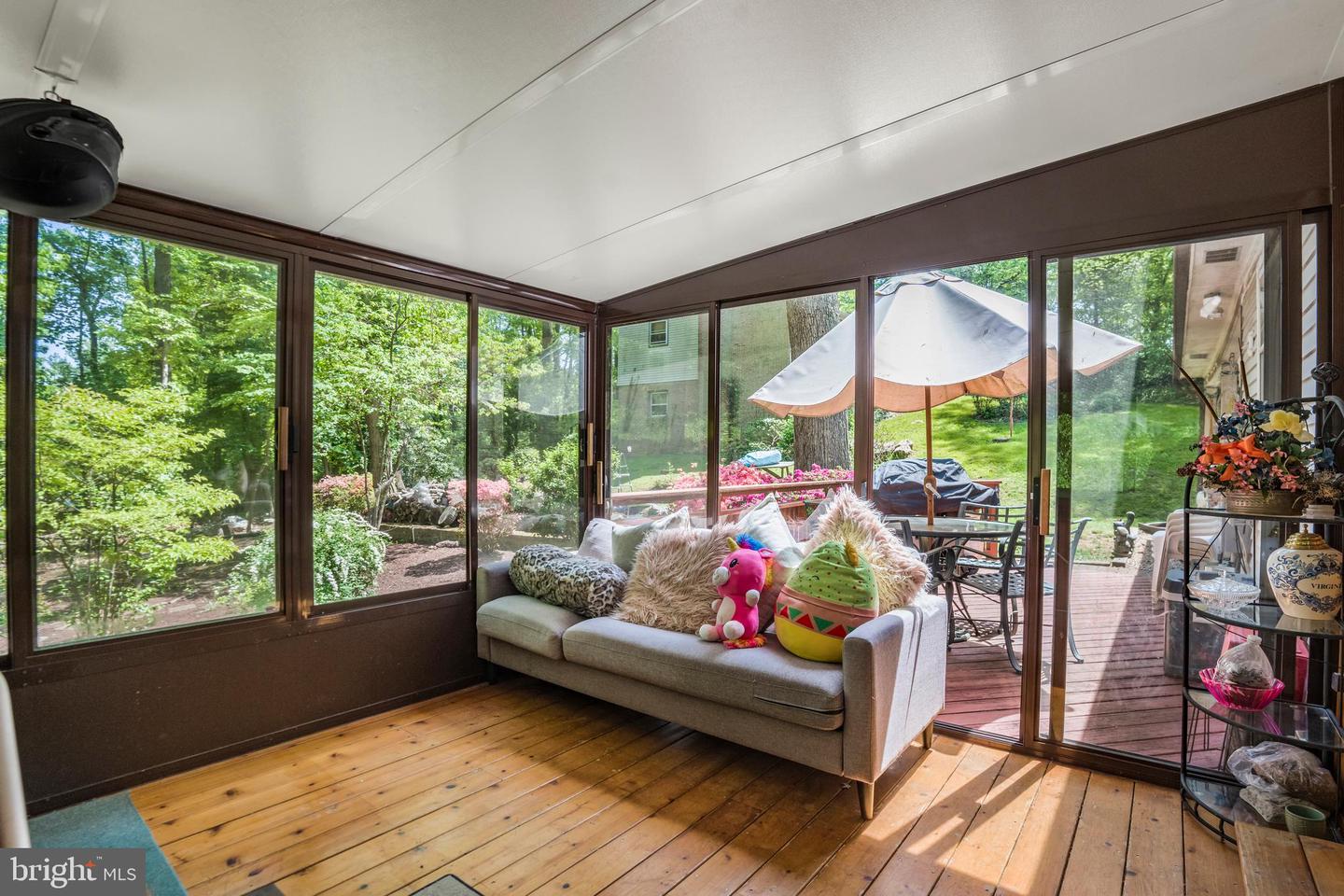 2919 ROSEMARY LN, FALLS CHURCH, Virginia 22042, 3 Bedrooms Bedrooms, ,2 BathroomsBathrooms,Residential,For sale,2919 ROSEMARY LN,VAFX2238204 MLS # VAFX2238204