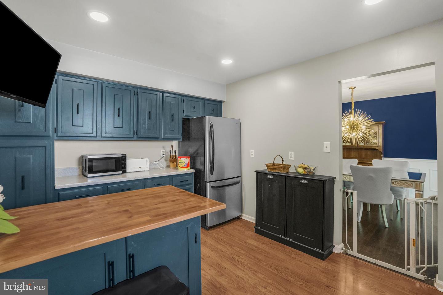 2919 ROSEMARY LN, FALLS CHURCH, Virginia 22042, 3 Bedrooms Bedrooms, ,2 BathroomsBathrooms,Residential,For sale,2919 ROSEMARY LN,VAFX2238204 MLS # VAFX2238204