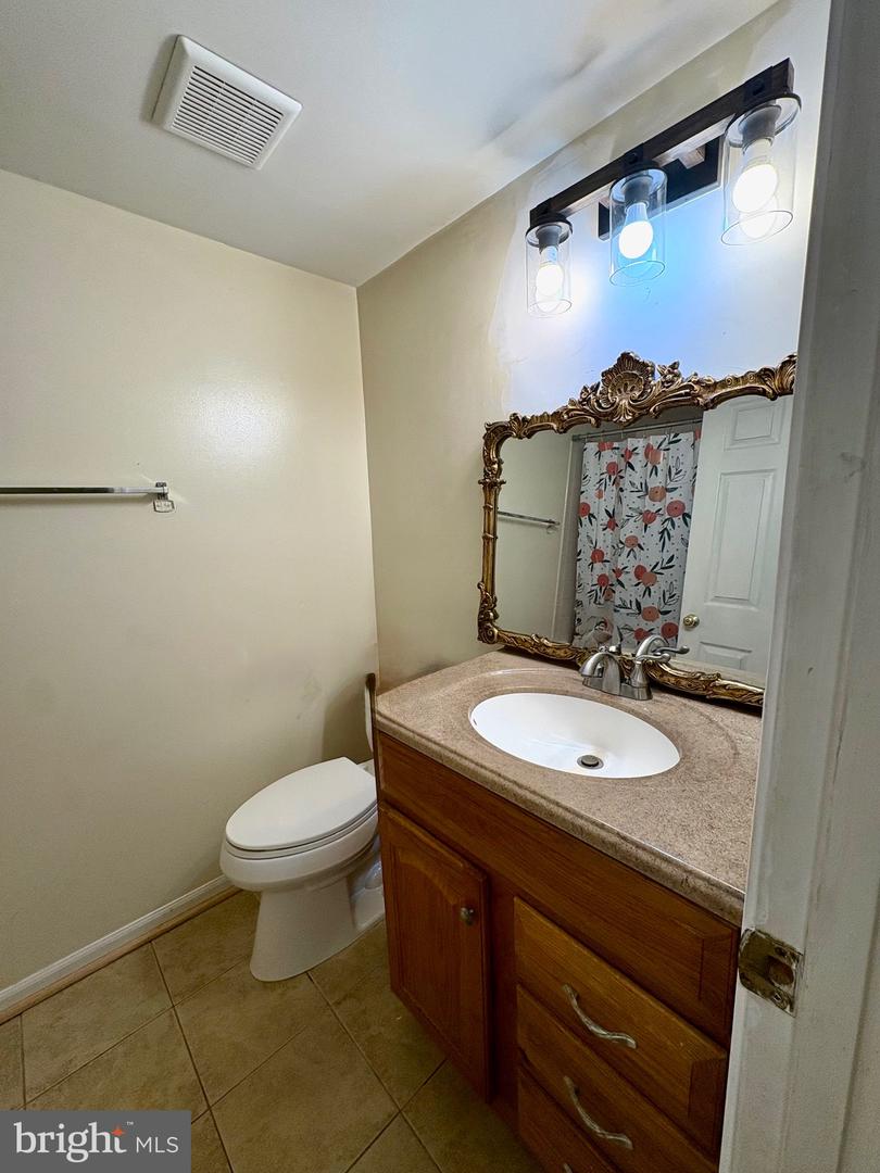 3351 YOST LN #102, DUMFRIES, Virginia 22026, 2 Bedrooms Bedrooms, ,1 BathroomBathrooms,Residential,For sale,3351 YOST LN #102,VAPW2093756 MLS # VAPW2093756
