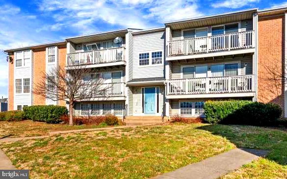 3351 YOST LN #102, DUMFRIES, Virginia 22026, 2 Bedrooms Bedrooms, ,1 BathroomBathrooms,Residential,For sale,3351 YOST LN #102,VAPW2093756 MLS # VAPW2093756