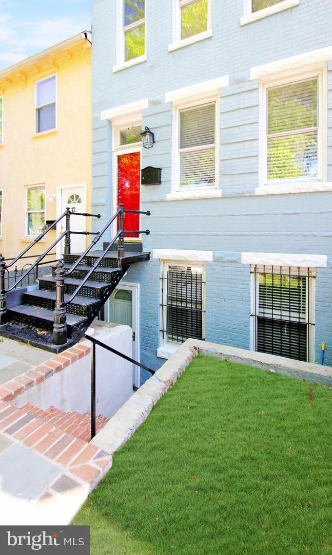 74 P ST NW, WASHINGTON, District Of Columbia 20001, 3 Bedrooms Bedrooms, ,2 BathroomsBathrooms,Residential,For sale,74 P ST NW,DCDC2198384 MLS # DCDC2198384