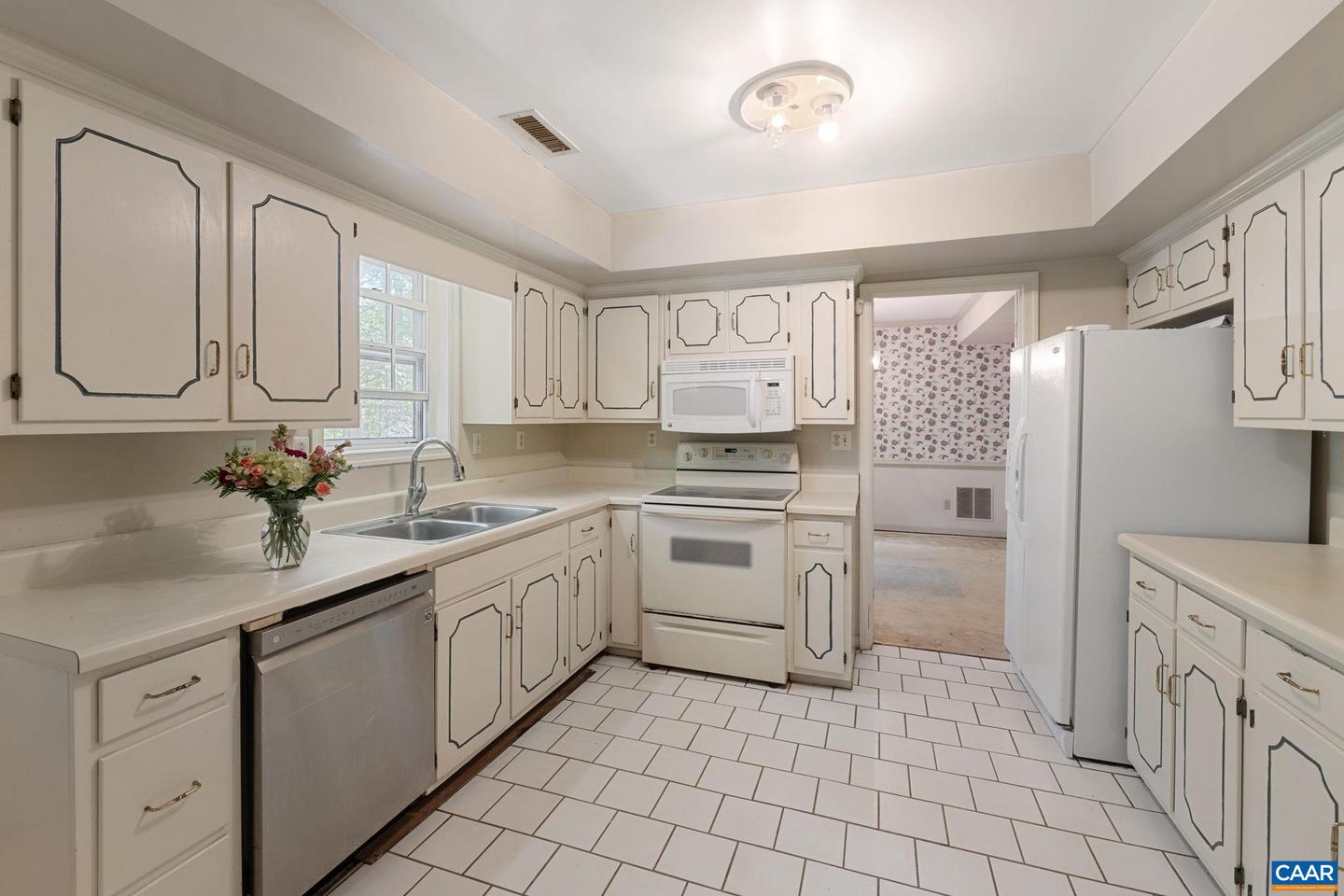 995 OWENSVILLE RD, CHARLOTTESVILLE, Virginia 22901, 4 Bedrooms Bedrooms, ,3 BathroomsBathrooms,Residential,For sale,995 OWENSVILLE RD,663939 MLS # 663939