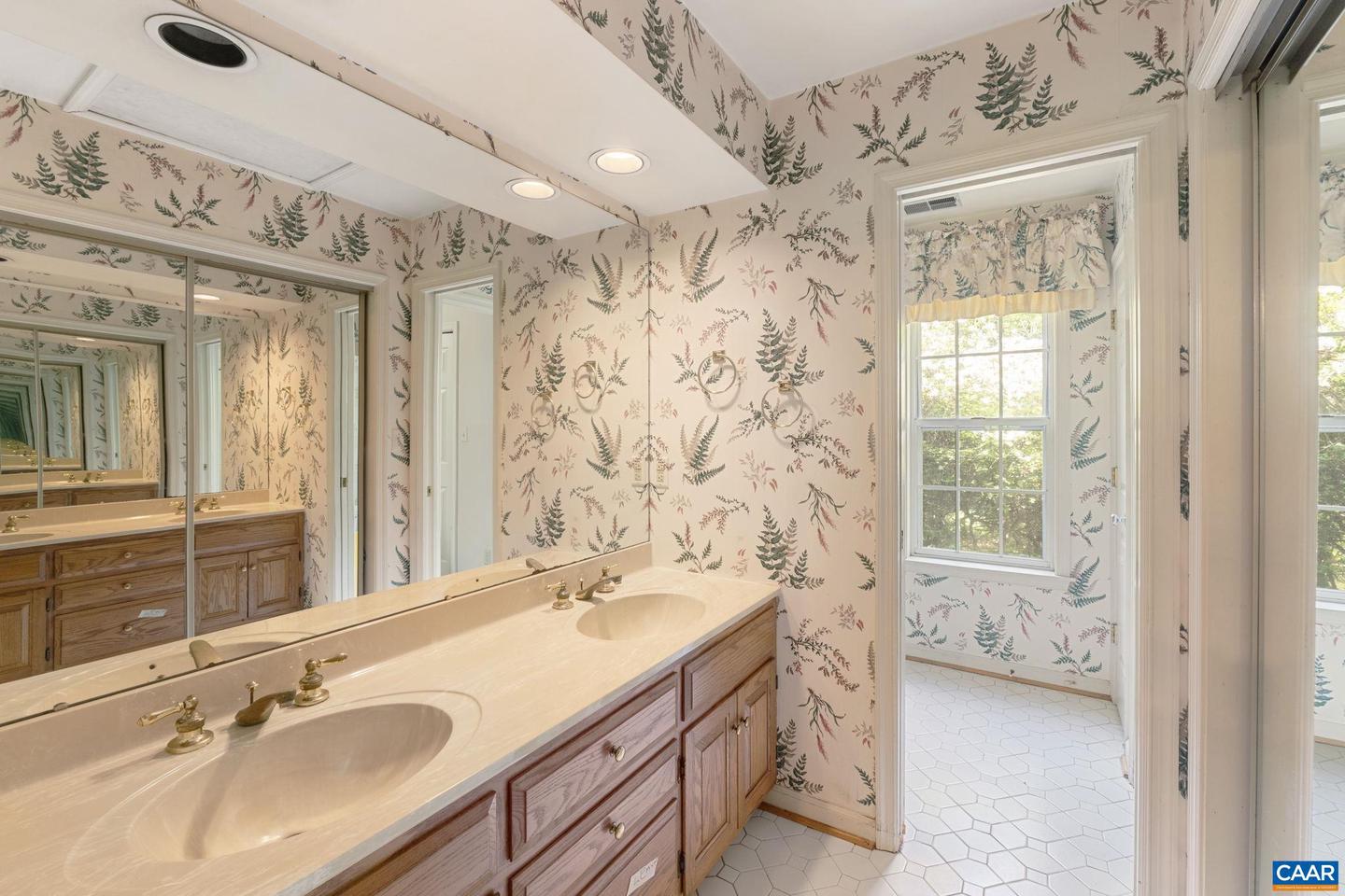 995 OWENSVILLE RD, CHARLOTTESVILLE, Virginia 22901, 4 Bedrooms Bedrooms, ,3 BathroomsBathrooms,Residential,For sale,995 OWENSVILLE RD,663939 MLS # 663939