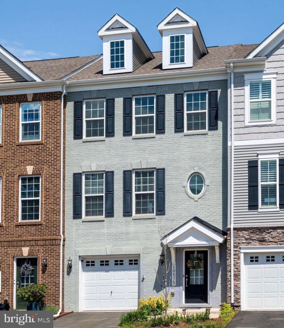 10575 HINTON WAY, MANASSAS, Virginia 20112, 3 Bedrooms Bedrooms, ,2 BathroomsBathrooms,Residential,For sale,10575 HINTON WAY,VAPW2093784 MLS # VAPW2093784