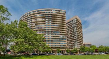 1300 CRYSTAL DR #403S, ARLINGTON, Virginia 22202, 2 Bedrooms Bedrooms, ,1 BathroomBathrooms,Residential,For sale,1300 CRYSTAL DR #403S,VAAR2056892 MLS # VAAR2056892
