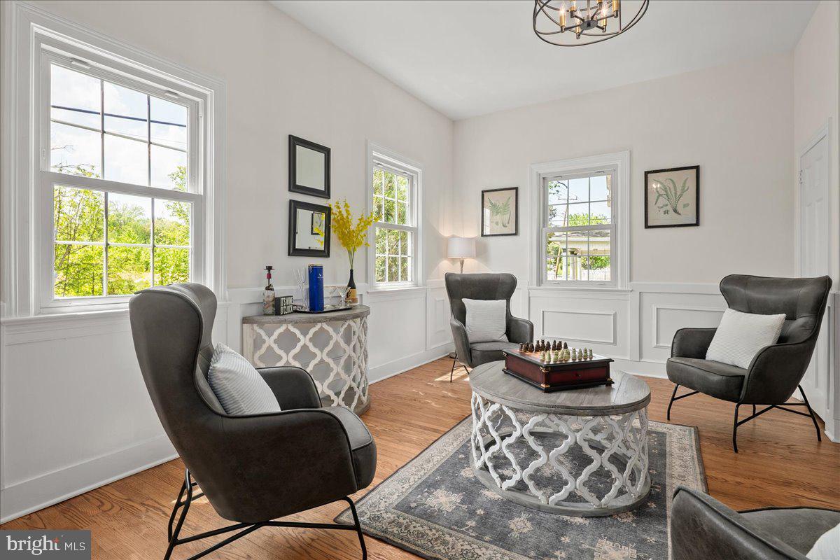 9419 OX RD, LORTON, Virginia 22079, 5 Bedrooms Bedrooms, ,3 BathroomsBathrooms,Residential,For sale,9419 OX RD,VAFX2238126 MLS # VAFX2238126