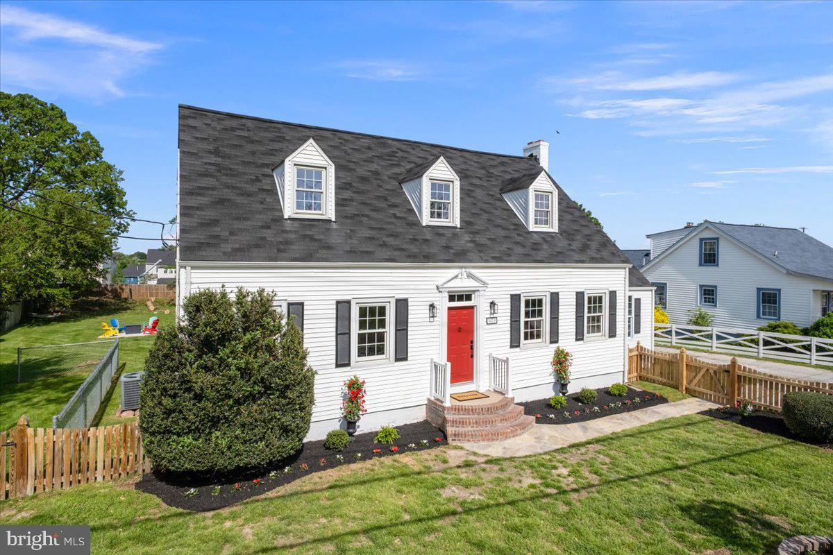 9419 OX RD, LORTON, Virginia 22079, 5 Bedrooms Bedrooms, ,3 BathroomsBathrooms,Residential,For sale,9419 OX RD,VAFX2238126 MLS # VAFX2238126