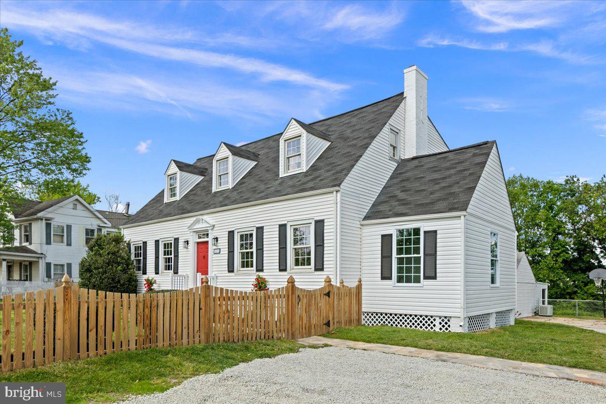 9419 OX RD, LORTON, Virginia 22079, 5 Bedrooms Bedrooms, ,3 BathroomsBathrooms,Residential,For sale,9419 OX RD,VAFX2238126 MLS # VAFX2238126