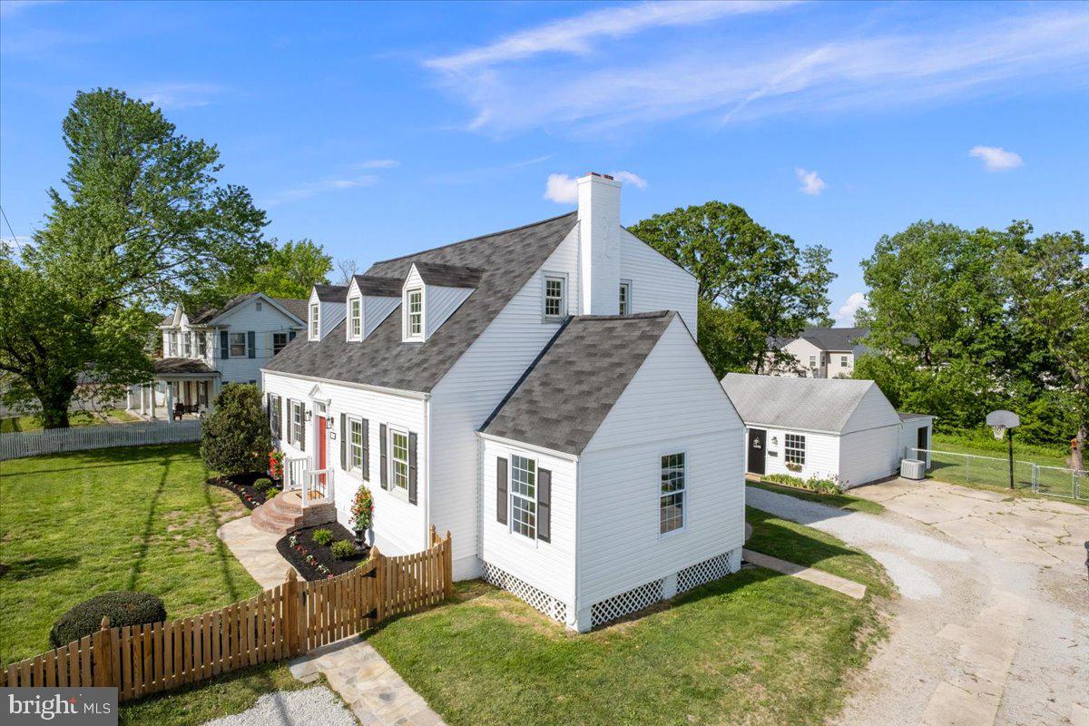 9419 OX RD, LORTON, Virginia 22079, 5 Bedrooms Bedrooms, ,3 BathroomsBathrooms,Residential,For sale,9419 OX RD,VAFX2238126 MLS # VAFX2238126