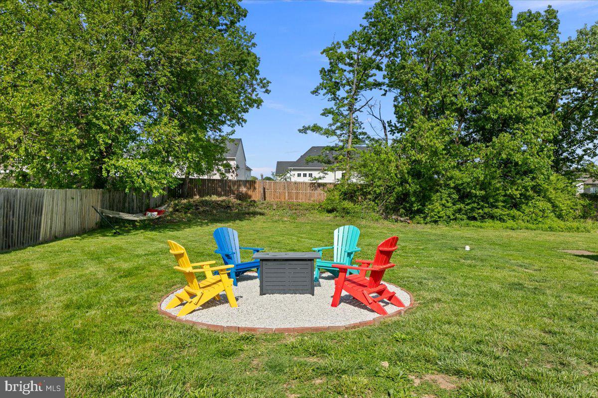 9419 OX RD, LORTON, Virginia 22079, 5 Bedrooms Bedrooms, ,3 BathroomsBathrooms,Residential,For sale,9419 OX RD,VAFX2238126 MLS # VAFX2238126