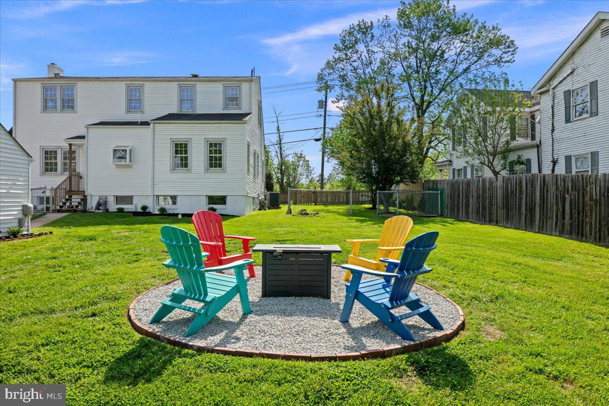 9419 OX RD, LORTON, Virginia 22079, 5 Bedrooms Bedrooms, ,3 BathroomsBathrooms,Residential,For sale,9419 OX RD,VAFX2238126 MLS # VAFX2238126