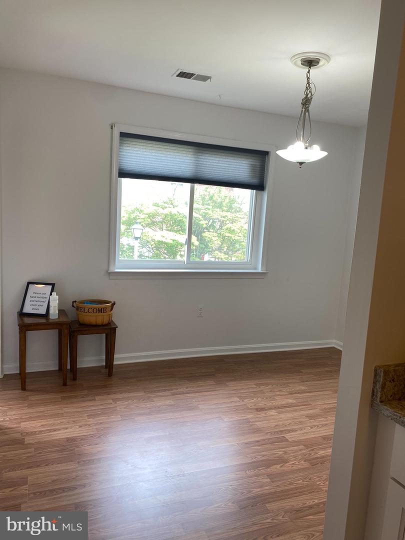 4664 CONWELL DR, ANNANDALE, Virginia 22003, 2 Bedrooms Bedrooms, ,2 BathroomsBathrooms,Residential,For sale,4664 CONWELL DR,VAFX2238358 MLS # VAFX2238358