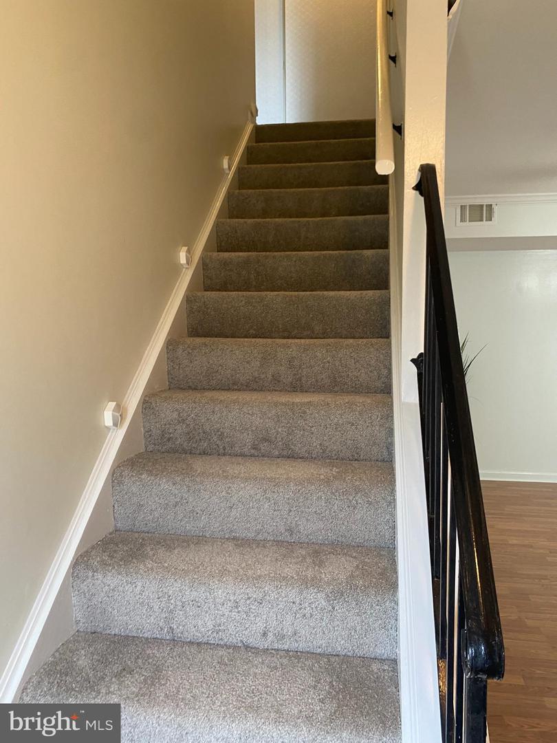 4664 CONWELL DR, ANNANDALE, Virginia 22003, 2 Bedrooms Bedrooms, ,2 BathroomsBathrooms,Residential,For sale,4664 CONWELL DR,VAFX2238358 MLS # VAFX2238358