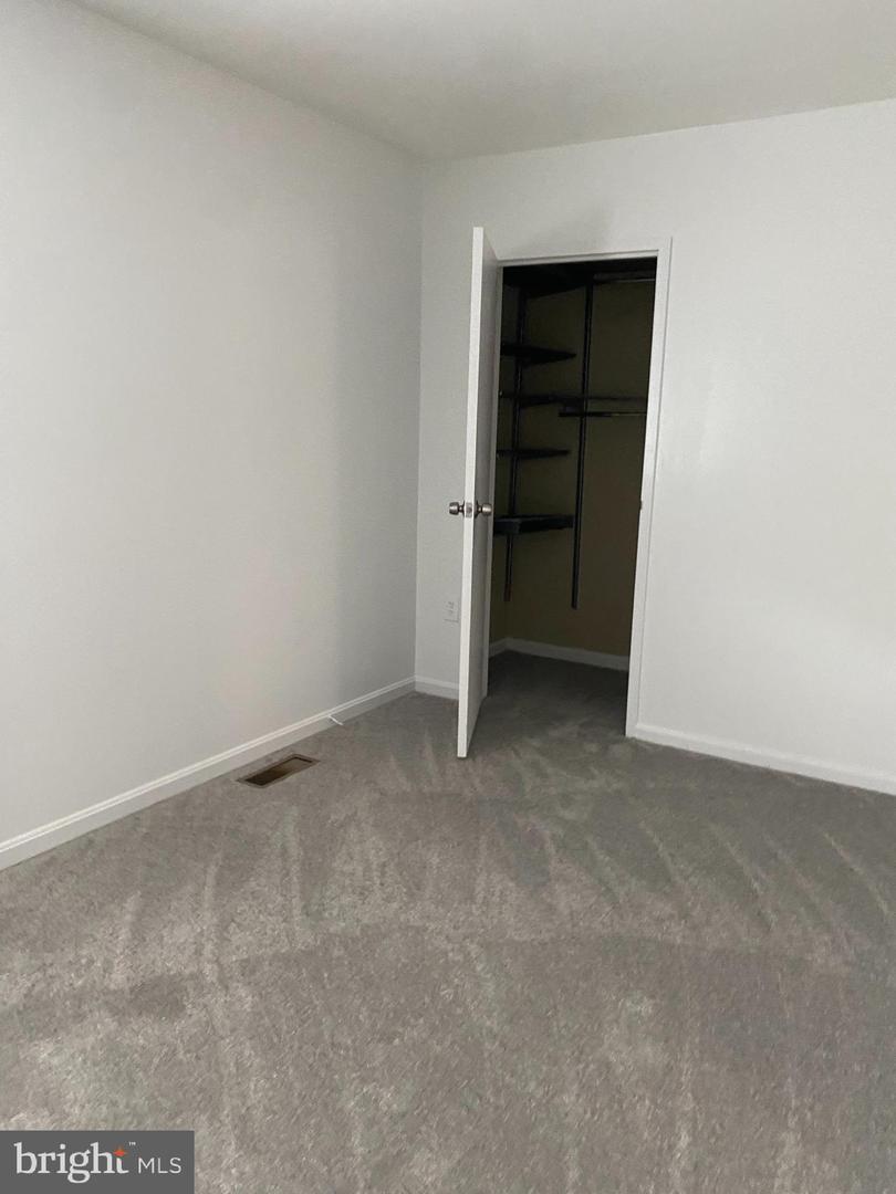 4664 CONWELL DR, ANNANDALE, Virginia 22003, 2 Bedrooms Bedrooms, ,2 BathroomsBathrooms,Residential,For sale,4664 CONWELL DR,VAFX2238358 MLS # VAFX2238358