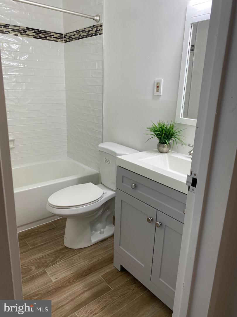4664 CONWELL DR, ANNANDALE, Virginia 22003, 2 Bedrooms Bedrooms, ,2 BathroomsBathrooms,Residential,For sale,4664 CONWELL DR,VAFX2238358 MLS # VAFX2238358