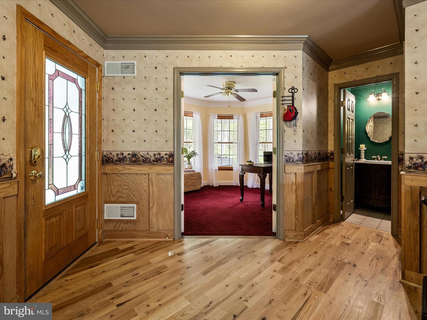 401 WHITHAM DR, GORE, Virginia 22637, 4 Bedrooms Bedrooms, ,3 BathroomsBathrooms,Residential,For sale,401 WHITHAM DR,VAFV2033874 MLS # VAFV2033874