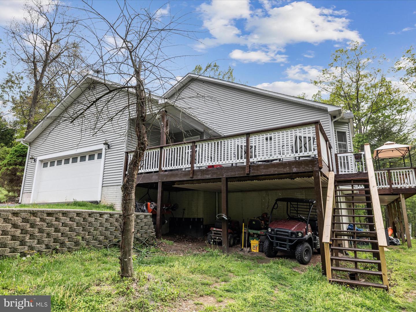 401 WHITHAM DR, GORE, Virginia 22637, 4 Bedrooms Bedrooms, ,3 BathroomsBathrooms,Residential,For sale,401 WHITHAM DR,VAFV2033874 MLS # VAFV2033874