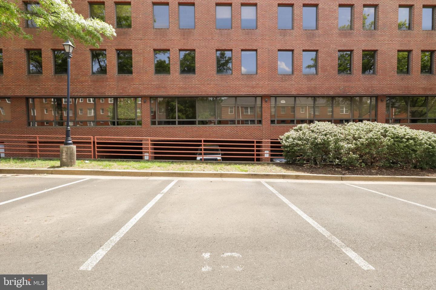 604 BASHFORD LN #2131, ALEXANDRIA, Virginia 22314, 2 Bedrooms Bedrooms, ,1 BathroomBathrooms,Residential,For sale,604 BASHFORD LN #2131,VAAX2044876 MLS # VAAX2044876