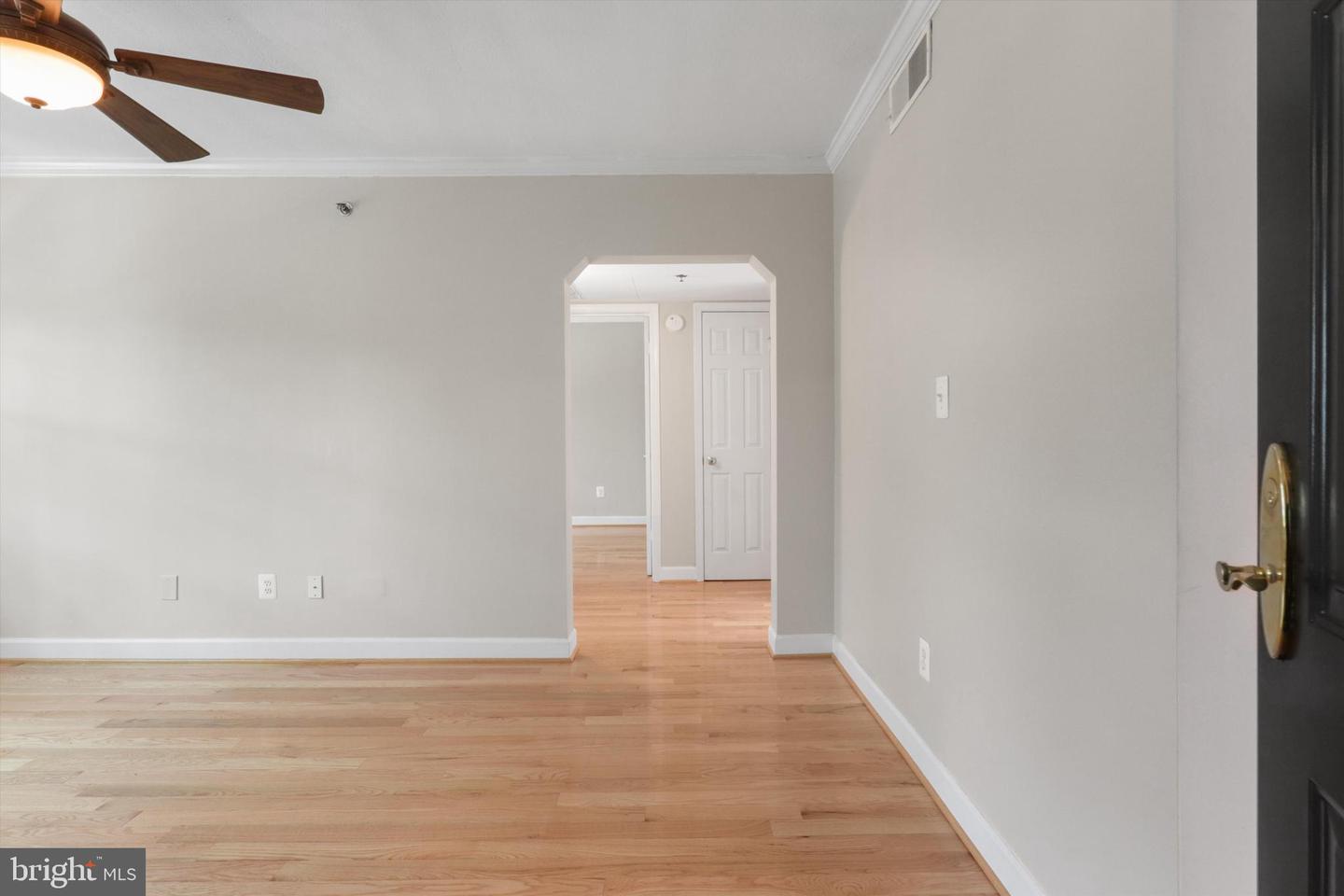 604 BASHFORD LN #2131, ALEXANDRIA, Virginia 22314, 2 Bedrooms Bedrooms, ,1 BathroomBathrooms,Residential,For sale,604 BASHFORD LN #2131,VAAX2044876 MLS # VAAX2044876