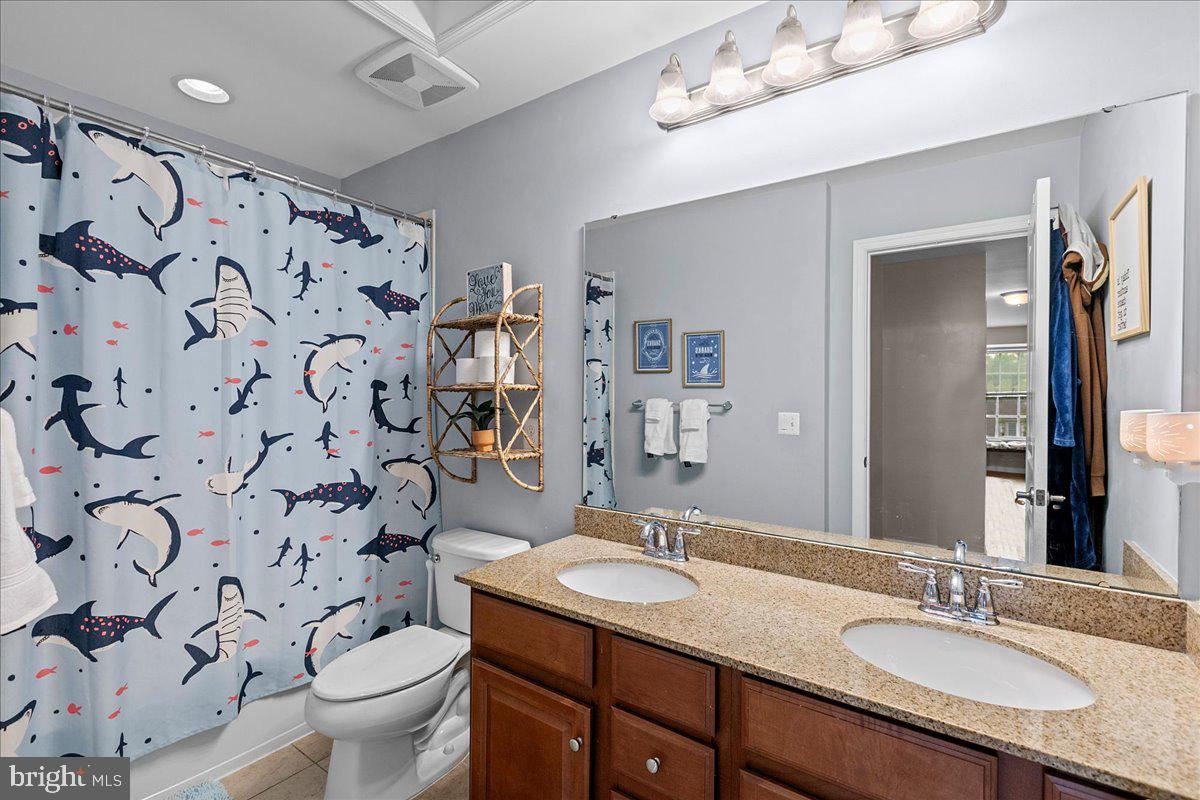 10 WARBLER CT, STAFFORD, Virginia 22554, 6 Bedrooms Bedrooms, ,3 BathroomsBathrooms,Residential,For sale,10 WARBLER CT,VAST2038426 MLS # VAST2038426