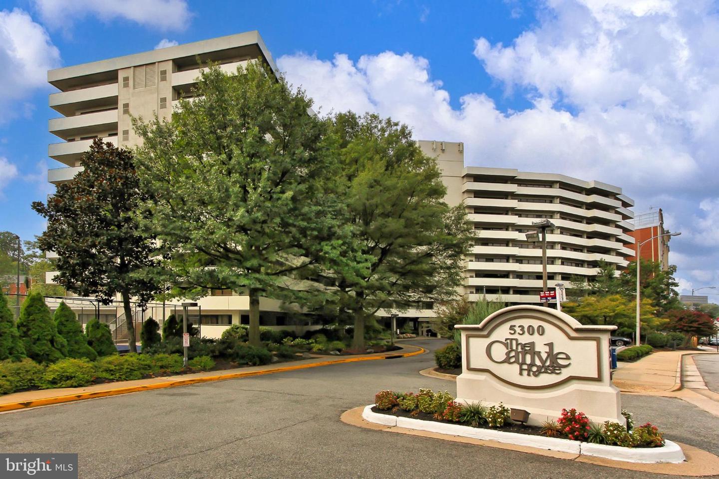 5300 COLUMBIA PIKE #902, ARLINGTON, Virginia 22204, 3 Bedrooms Bedrooms, 6 Rooms Rooms,2 BathroomsBathrooms,Residential,For sale,5300 COLUMBIA PIKE #902,VAAR2056982 MLS # VAAR2056982