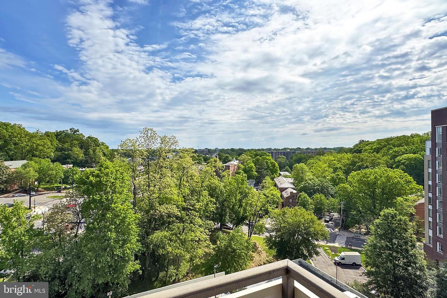 5300 COLUMBIA PIKE #902, ARLINGTON, Virginia 22204, 3 Bedrooms Bedrooms, 6 Rooms Rooms,2 BathroomsBathrooms,Residential,For sale,5300 COLUMBIA PIKE #902,VAAR2056982 MLS # VAAR2056982
