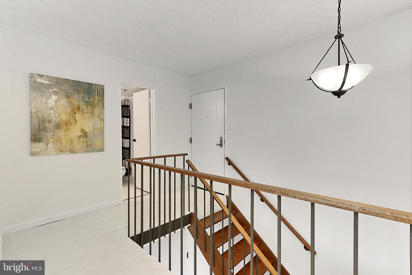5300 COLUMBIA PIKE #902, ARLINGTON, Virginia 22204, 3 Bedrooms Bedrooms, 6 Rooms Rooms,2 BathroomsBathrooms,Residential,For sale,5300 COLUMBIA PIKE #902,VAAR2056982 MLS # VAAR2056982