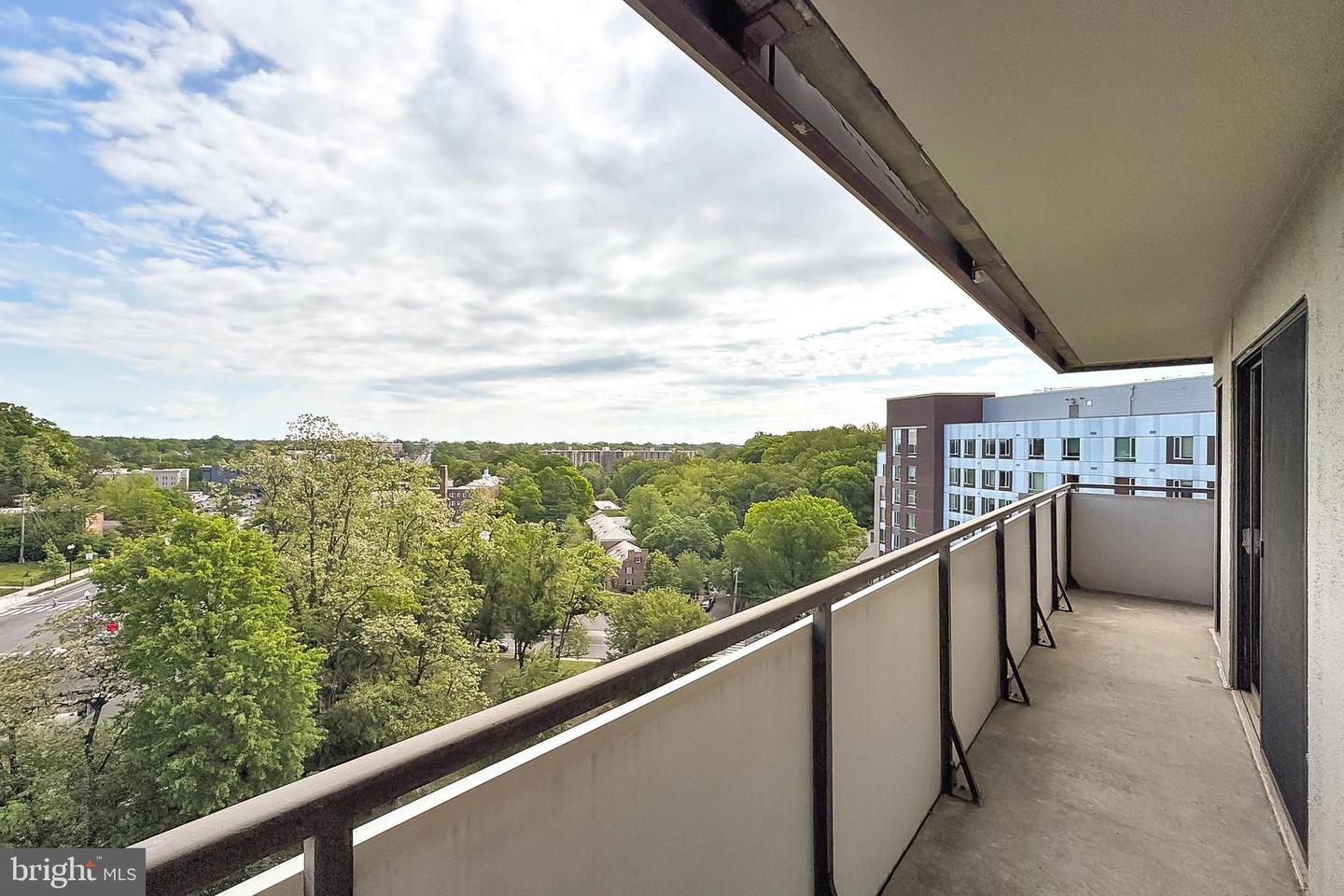5300 COLUMBIA PIKE #902, ARLINGTON, Virginia 22204, 3 Bedrooms Bedrooms, 6 Rooms Rooms,2 BathroomsBathrooms,Residential,For sale,5300 COLUMBIA PIKE #902,VAAR2056982 MLS # VAAR2056982