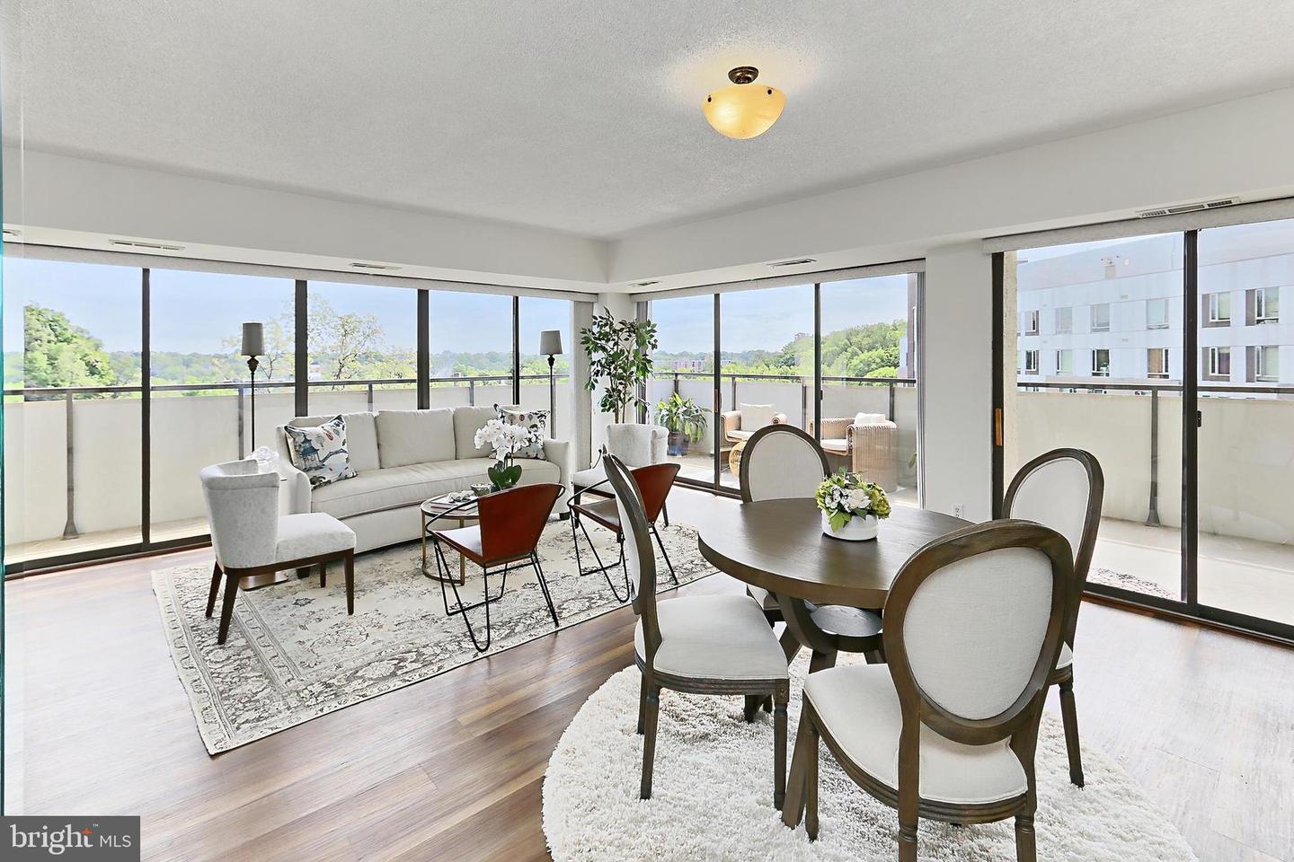 5300 COLUMBIA PIKE #902, ARLINGTON, Virginia 22204, 3 Bedrooms Bedrooms, 6 Rooms Rooms,2 BathroomsBathrooms,Residential,For sale,5300 COLUMBIA PIKE #902,VAAR2056982 MLS # VAAR2056982