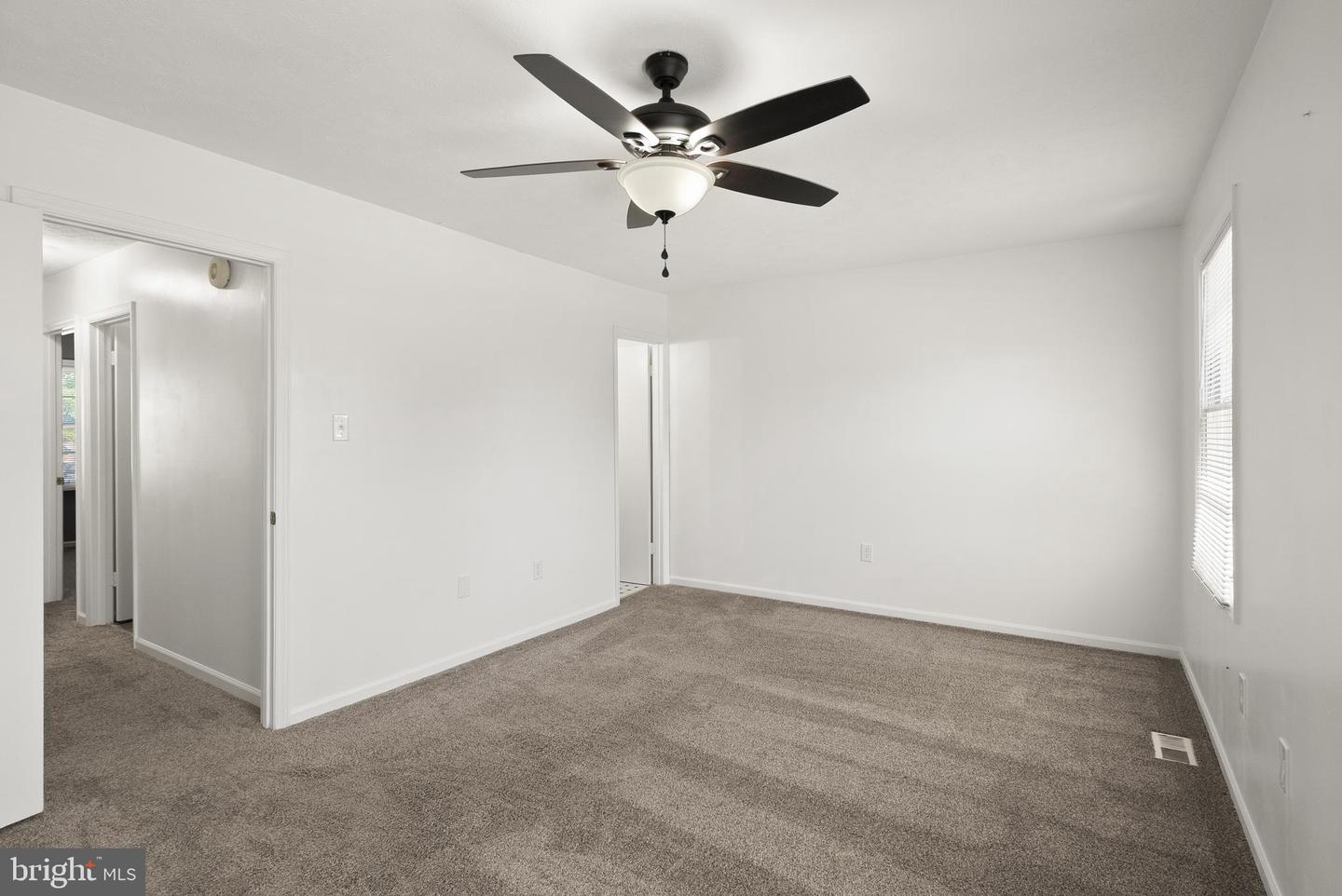 11013 TOWER PL, MANASSAS, Virginia 20109, 3 Bedrooms Bedrooms, ,2 BathroomsBathrooms,Residential,For sale,11013 TOWER PL,VAPW2093648 MLS # VAPW2093648