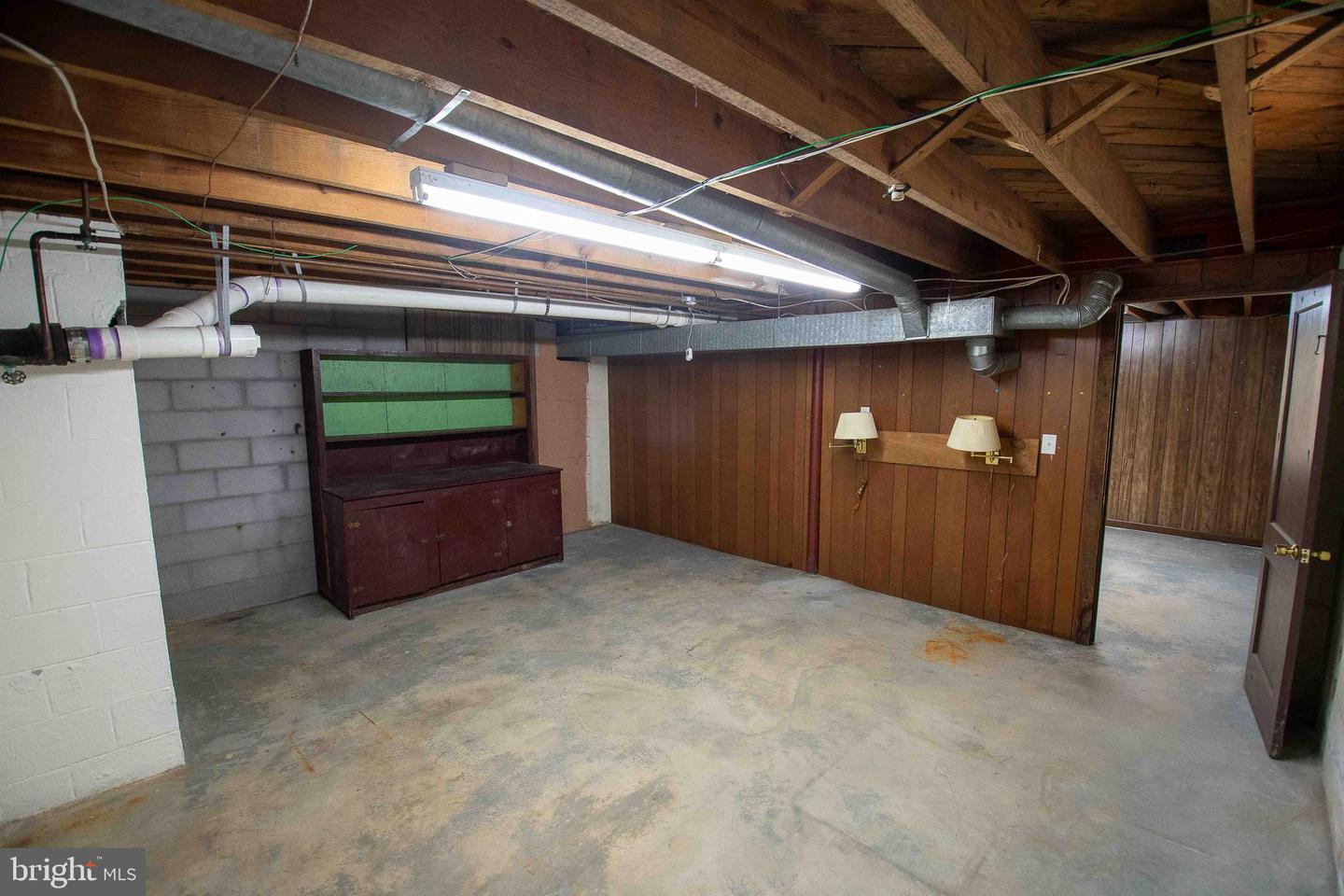 319 N MAIN ST, BOWLING GREEN, Virginia 22427, 3 Bedrooms Bedrooms, ,1 BathroomBathrooms,Residential,For sale,319 N MAIN ST,VACV2008098 MLS # VACV2008098