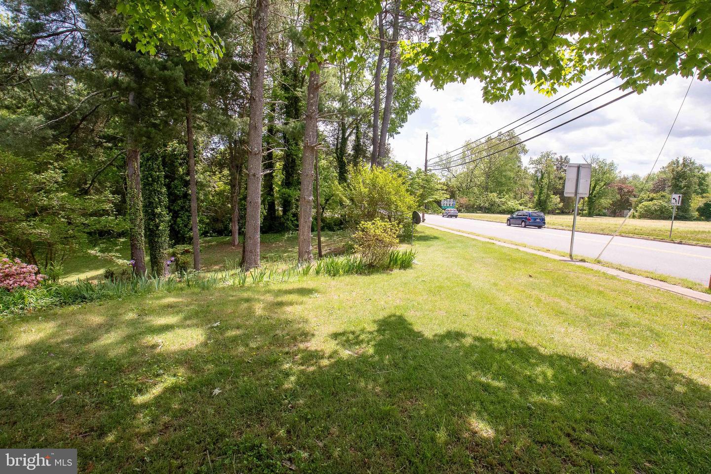 319 N MAIN ST, BOWLING GREEN, Virginia 22427, 3 Bedrooms Bedrooms, ,1 BathroomBathrooms,Residential,For sale,319 N MAIN ST,VACV2008098 MLS # VACV2008098