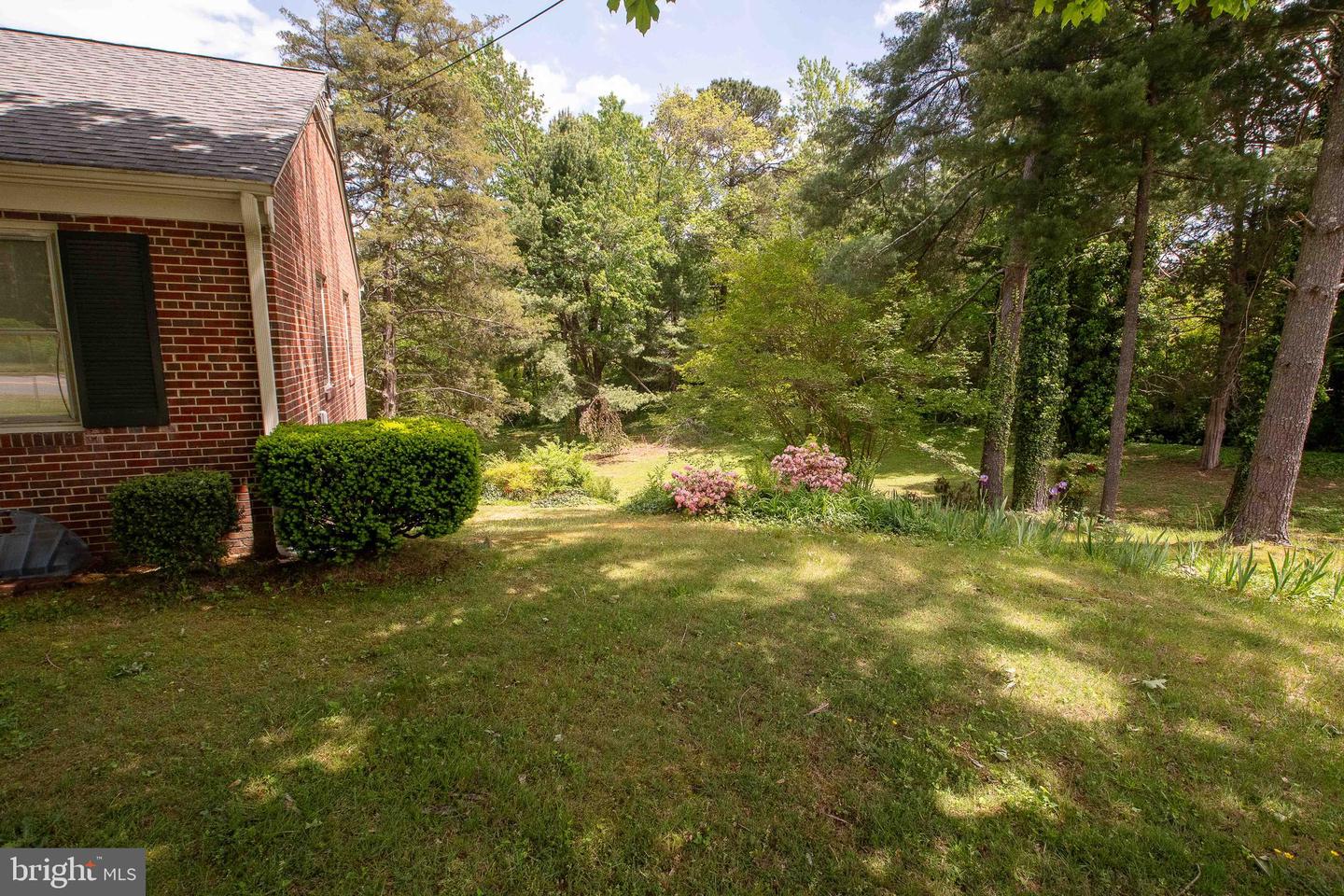 319 N MAIN ST, BOWLING GREEN, Virginia 22427, 3 Bedrooms Bedrooms, ,1 BathroomBathrooms,Residential,For sale,319 N MAIN ST,VACV2008098 MLS # VACV2008098